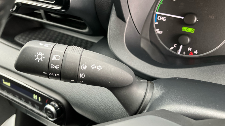 Toyota Yaris 1.5 Hybrid Icon 5dr CVT Hybrid Hatchback